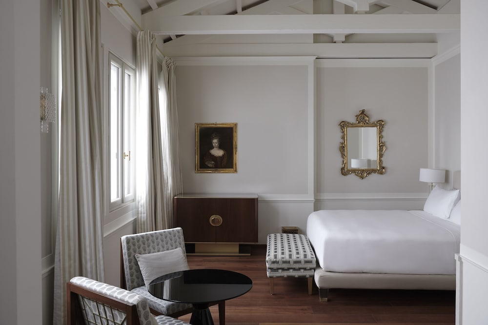 Executive Room (Supreme)