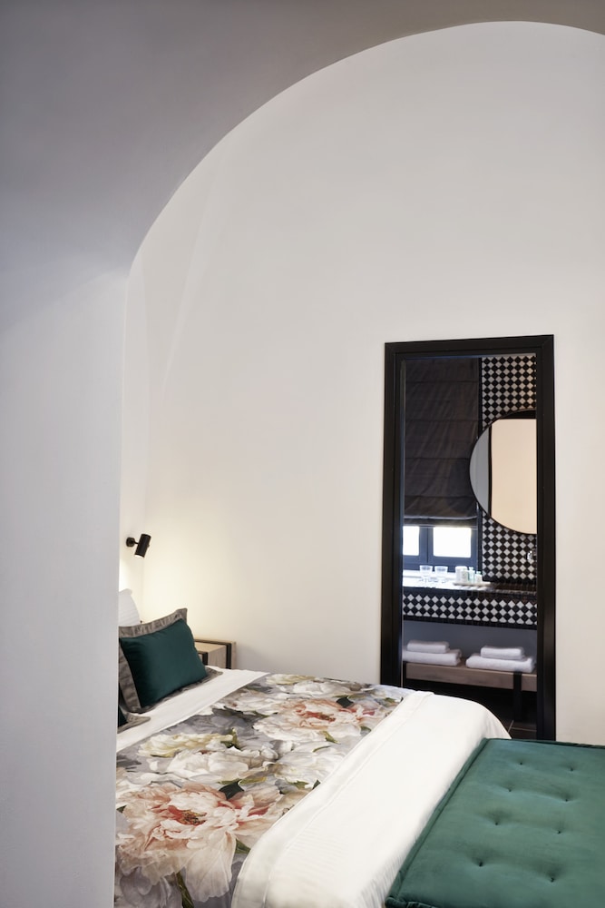 Premium Suite, Private Pool, Sea View (Katikies Garden) - Photo 1