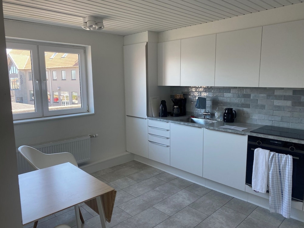 Basic Apartment thumbnail 5