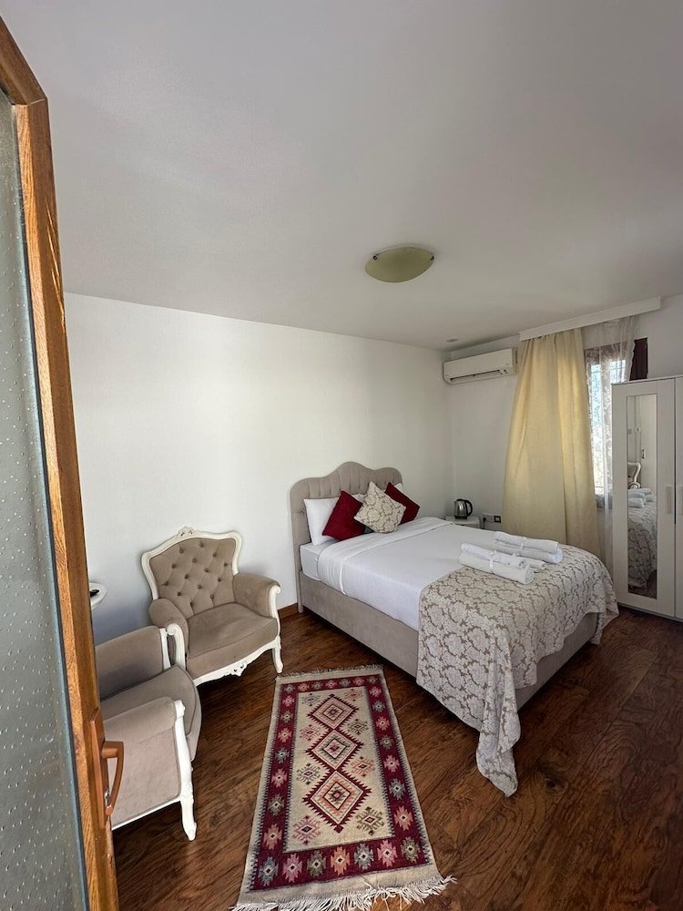 Romantic Double Room photo 1