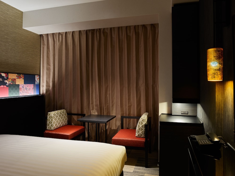 Superior Twin Room, Corner photo 3