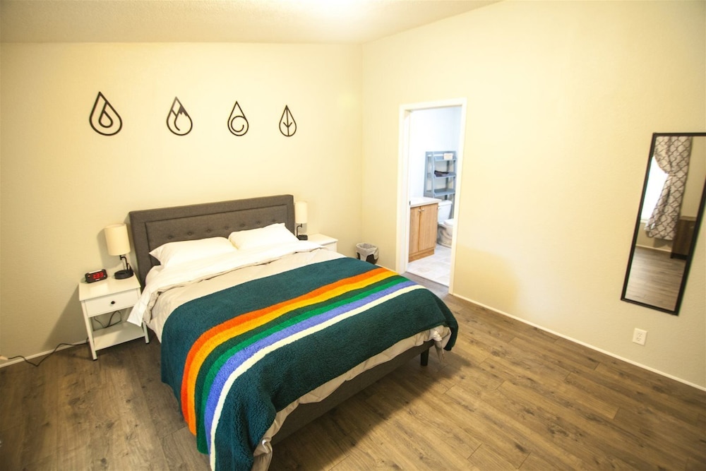 Cabin (Little Woods Outpost) photo 2