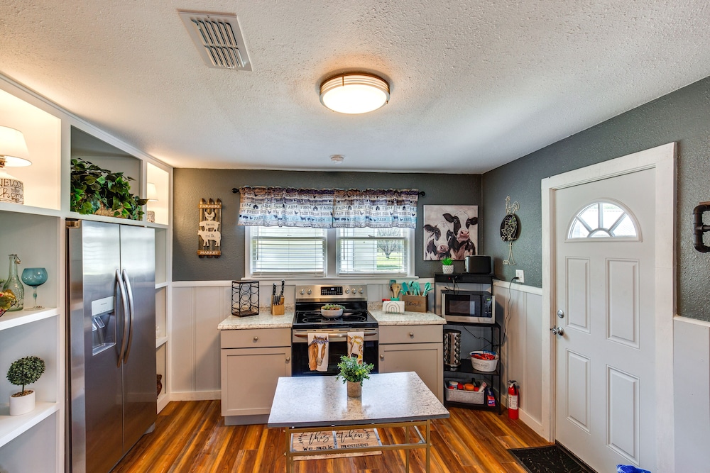 House (2 Bedrooms) photo 3