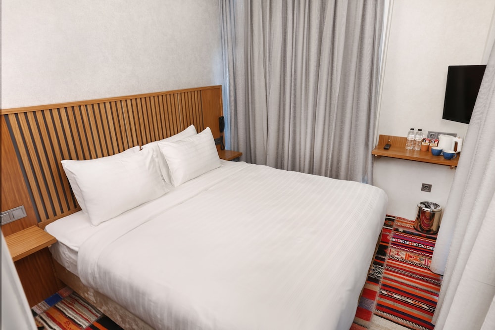 Room, 1 Double Bed, Terrace (Teras) photo 3