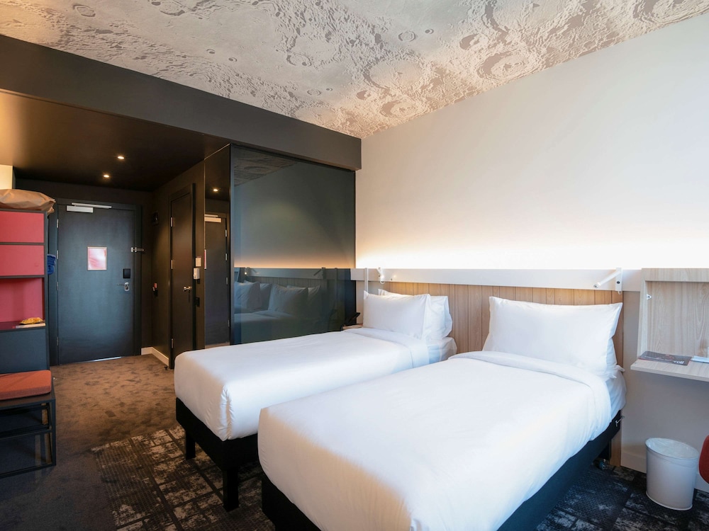 Standard Room, 1 Double Bed - Photo 9