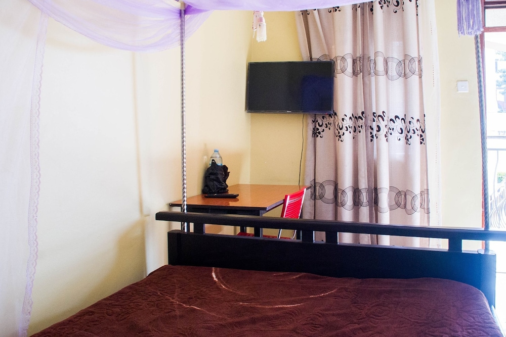 Standard Double Room photo 3