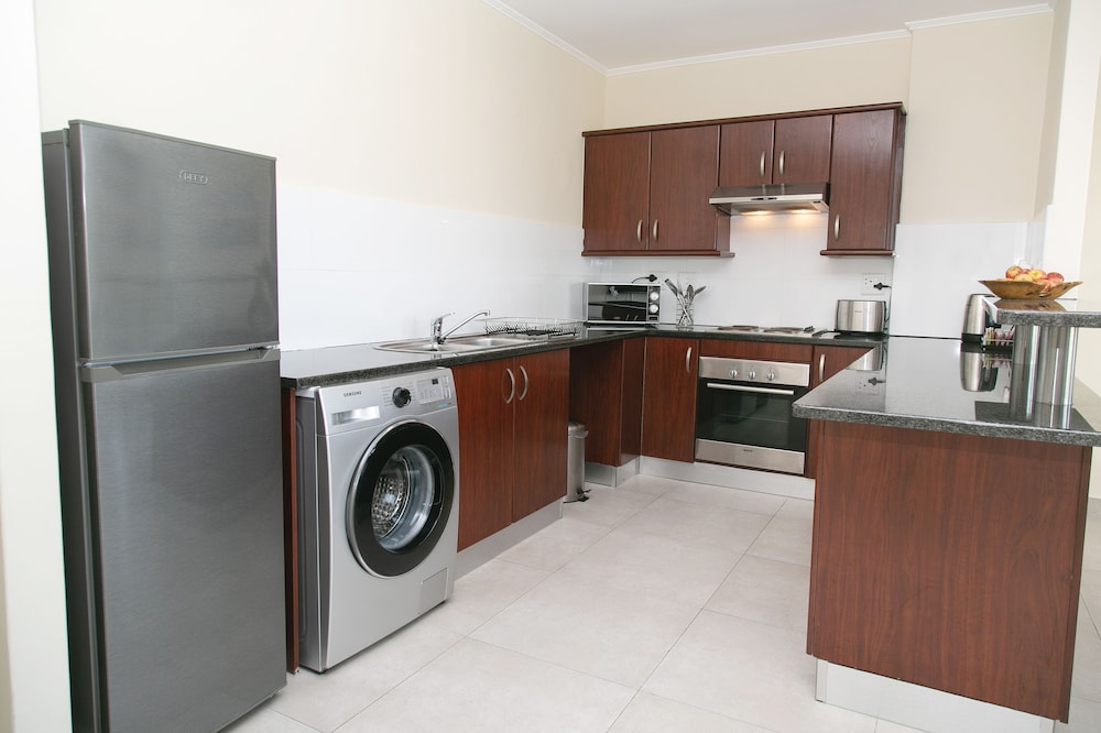Apartment - Photo 2