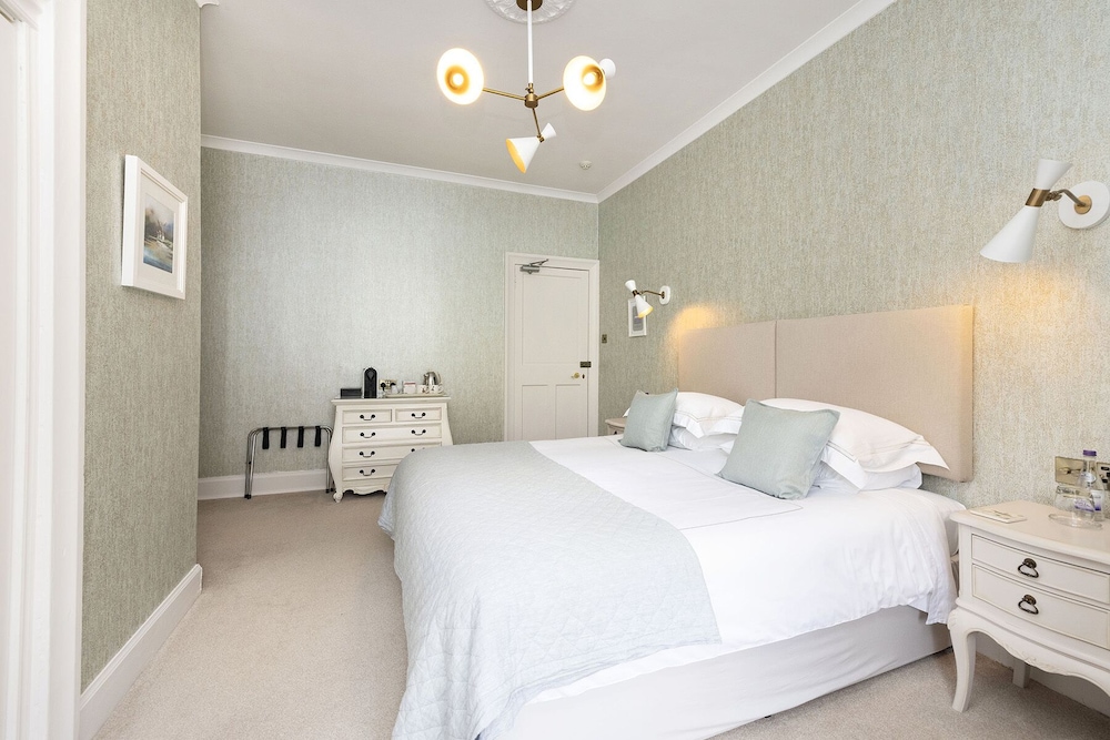 Classic Room, Hill View photo 1