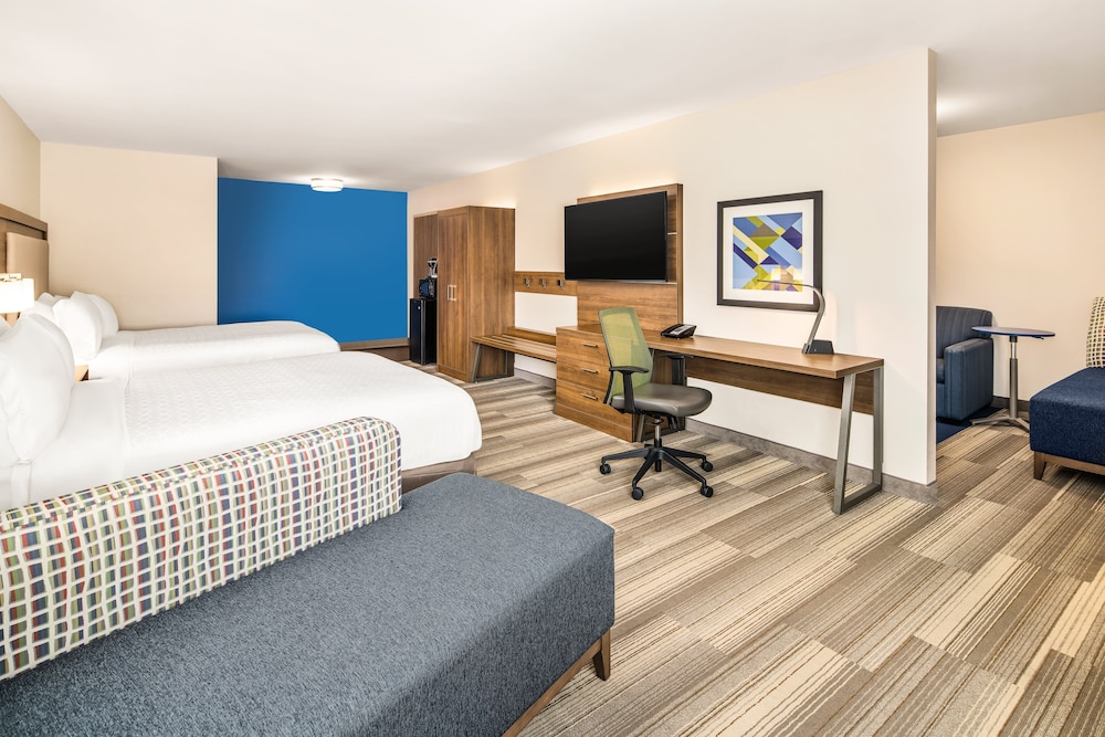 Standard Room, 2 Queen Beds, Accessible (Communications) - Photo 2