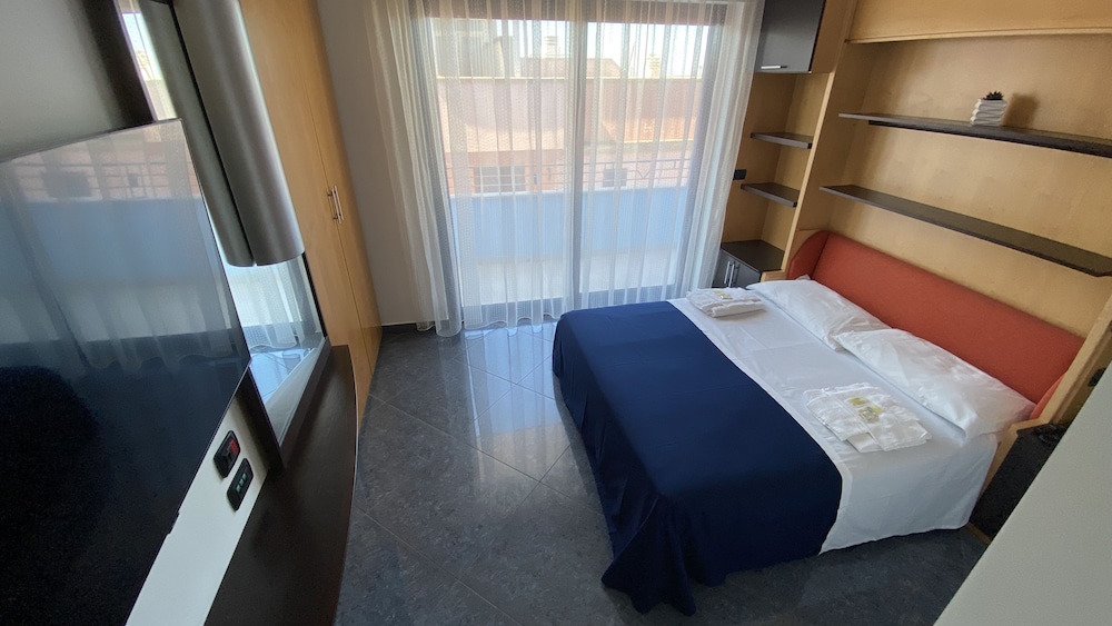 Superior Room (Hotel)