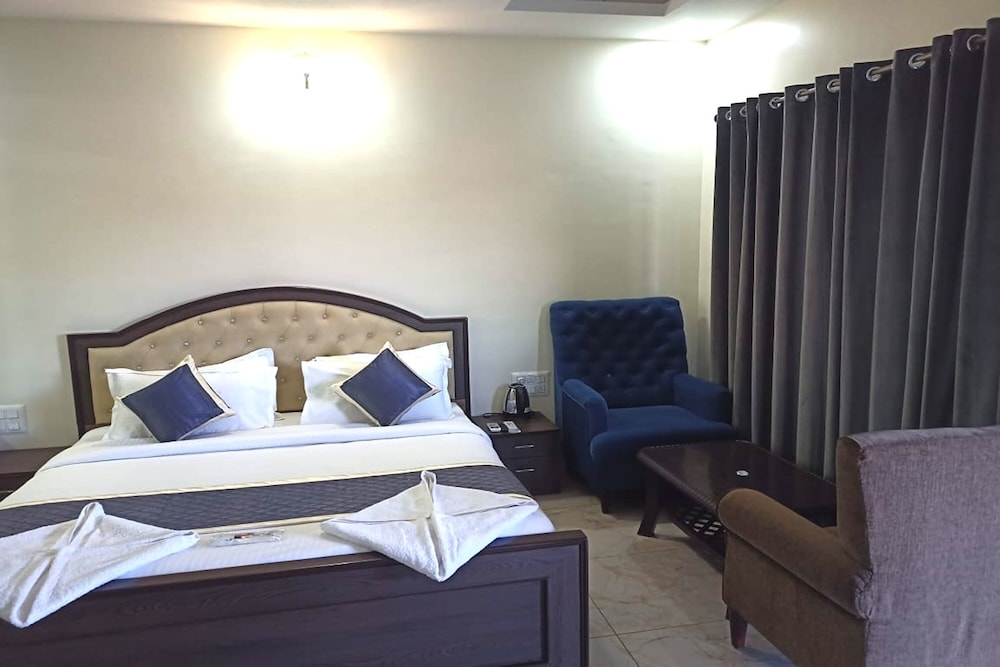 Executive Room - Photo 2