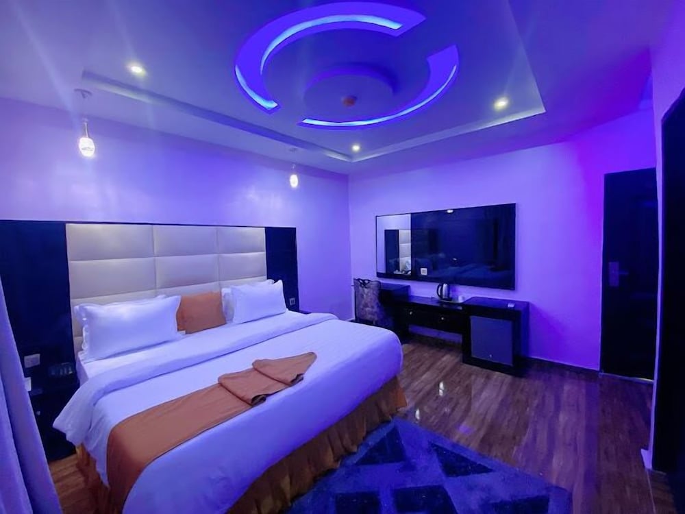 Economy Apartment, Balcony, City View