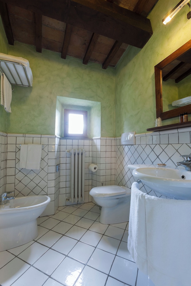 Superior Room - Photo 5