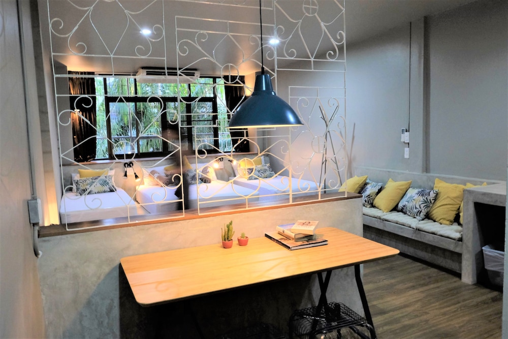 Private Room for 6 Persons photo 2