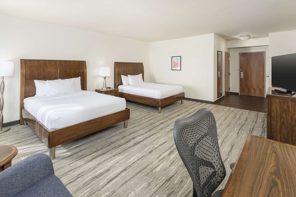 Room, 2 Queen Beds, Accessible - Photo 3