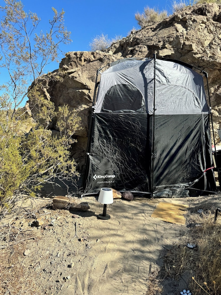 Basic Tent, Mountain View photo 3