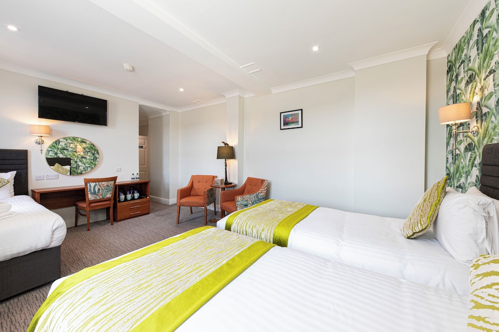 Superior Triple Room photo 2