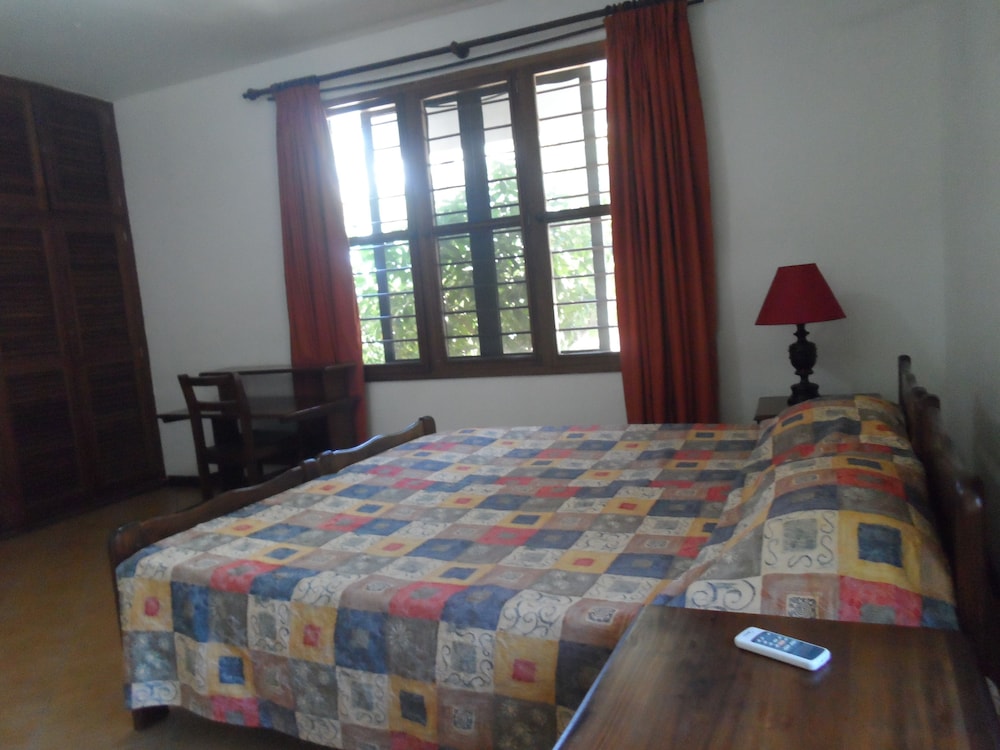 Standard Room, Shared Bathroom