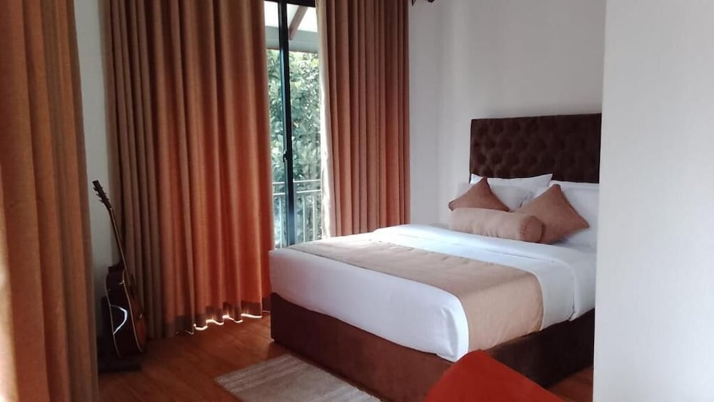 Deluxe Double Room, Balcony, Mountain View