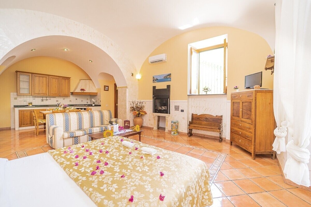 Deluxe Quadruple Room, Terrace
