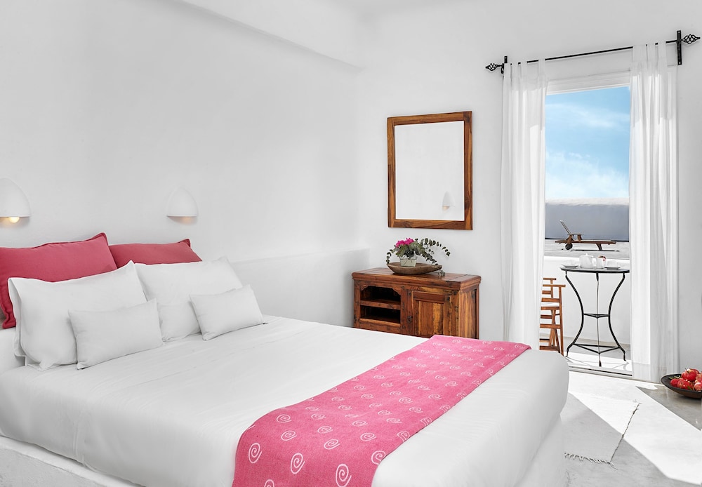 Signature Double Room (Sea or Pool View) - Photo 2
