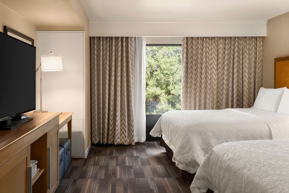 Suite, 2 Queen Beds, Non Smoking photo 3