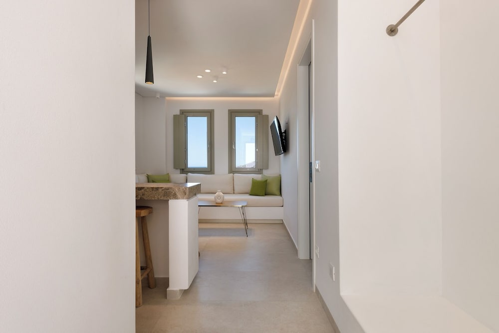 Family Suite, 1 Bedroom, Terrace, Sea View photo 2