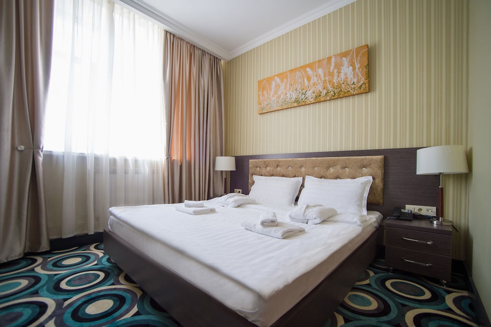 Basic Single Room, 1 Bedroom, City View photo 1
