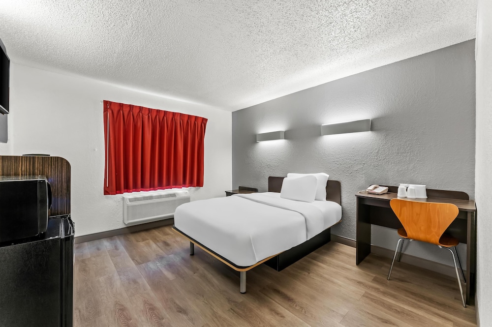 Standard Room, 1 Double Bed, Non Smoking photo 1