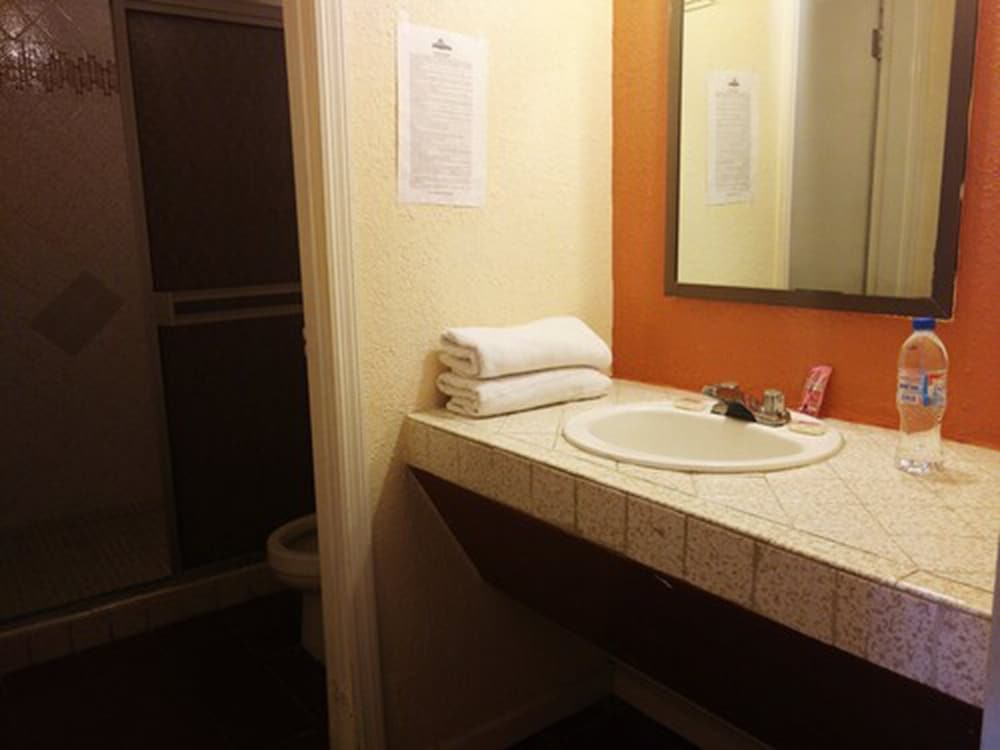 Double Room, 2 Double Beds photo 2