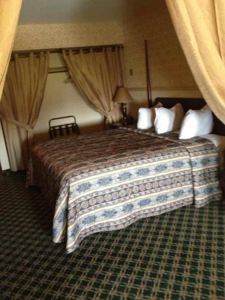 King Riverview photo 1
