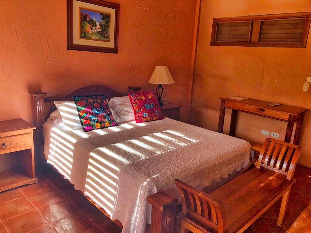 Standard Room, 1 Bedroom, Garden View photo 1