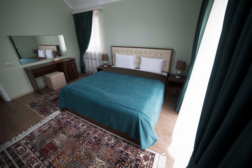 Executive Cottage