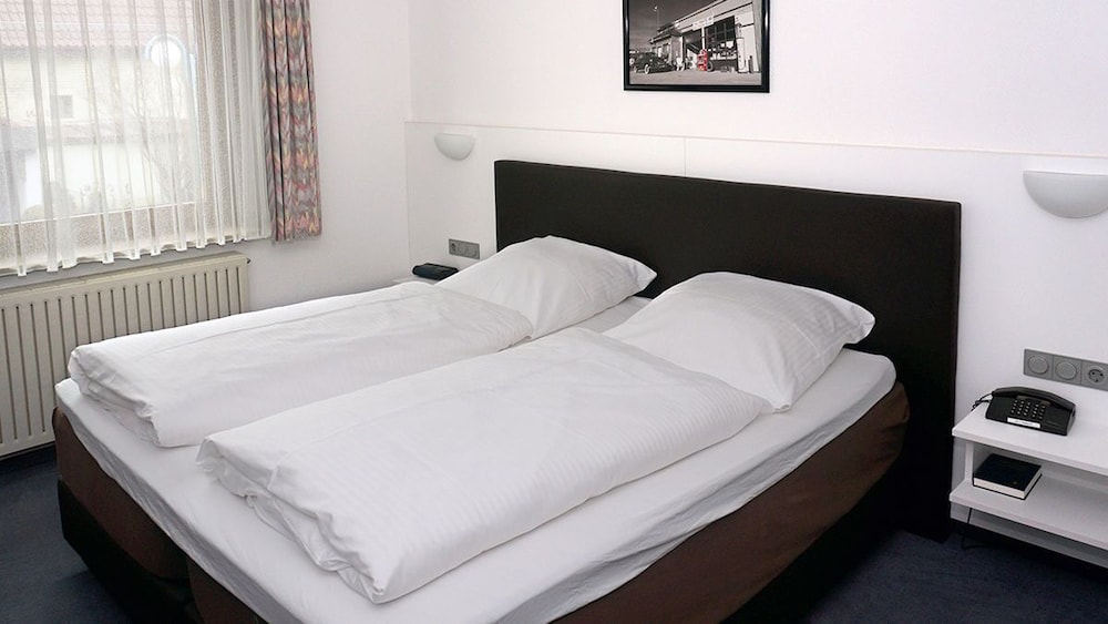 Business Double Room - Photo 2