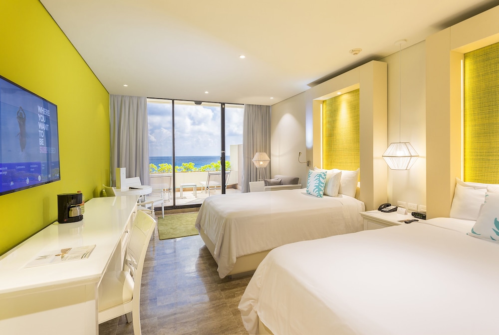 Grand Junior Suite Ocean View