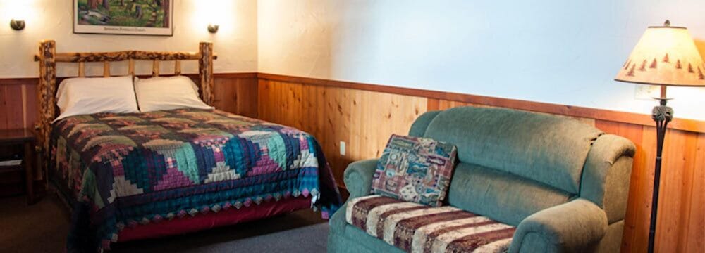 Traditional Cabin, 1 Queen Bed, Non Smoking, Mountain View photo 1