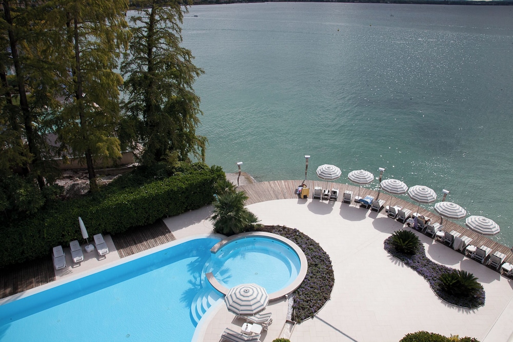 Junior Suite, Balcony, Pool View - Photo 3