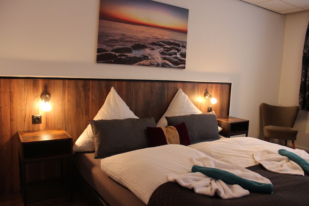 Economy Double Room, Balcony photo 1