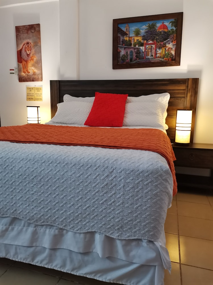 Comfort Double Room Single Use, 2 Double Beds, Garden View, Garden Area