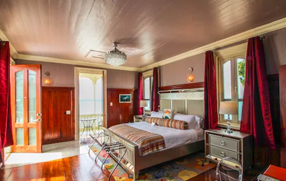 Honeymoon Room, 1 King Bed, Balcony, Sea View (The Rachel)