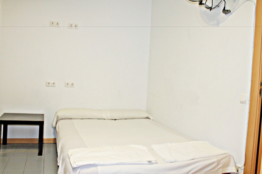 Habitación Sencilla, Baño Privado