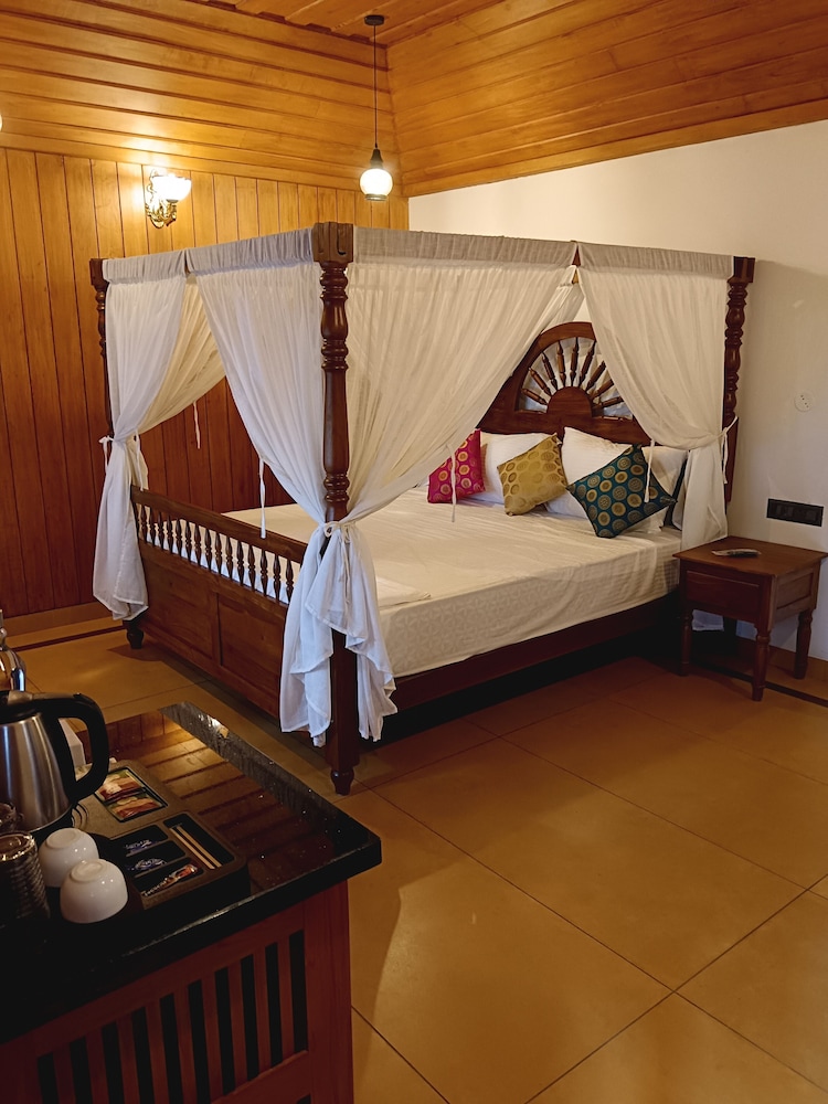 Kerala Fusion Room photo 3