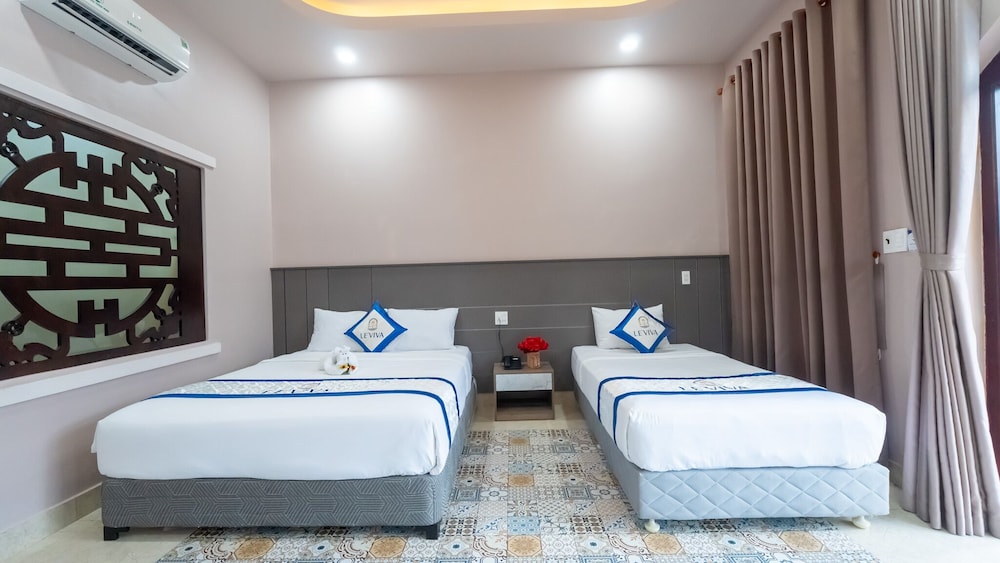 Premium Triple Room, Pool View - Photo 2