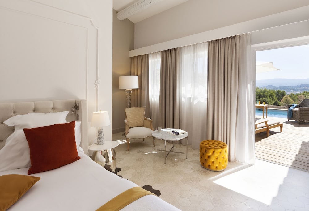 Superior Room with semi-private pool - Photo 1