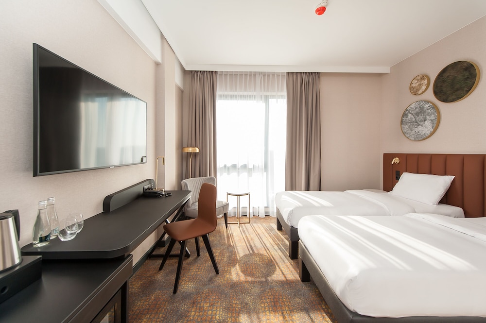 Superior Twin Room, 2 Twin Beds - Photo 2