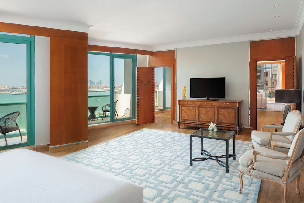 Royal Suite, Sea View