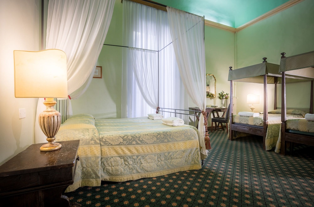 Standard Quadruple Room photo 1