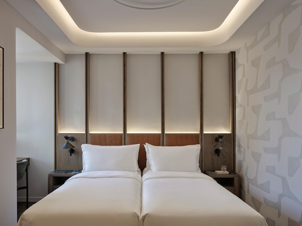 Cozy - Photo 1