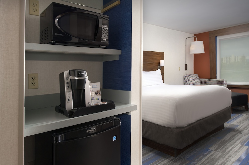 Suite, 1 Twin Bed, Accessible photo 2