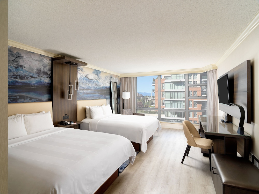Deluxe Room, 2 Queen Beds - Photo 3